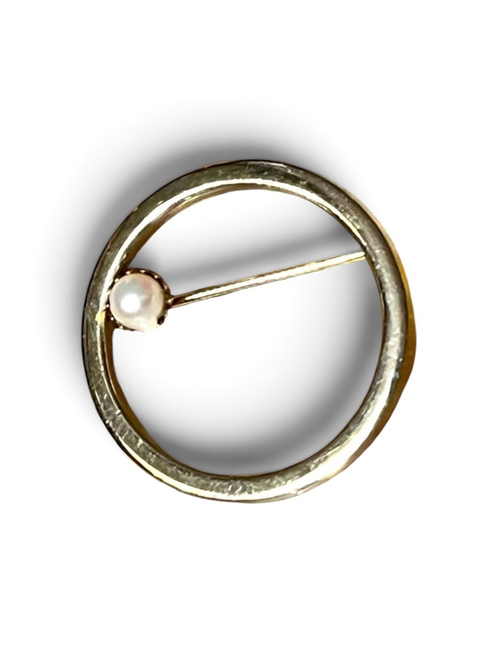 Vintage Gold Plated Circle Faux Pearl Brooch